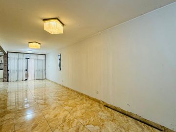 VENTA DE CASA VIPOL