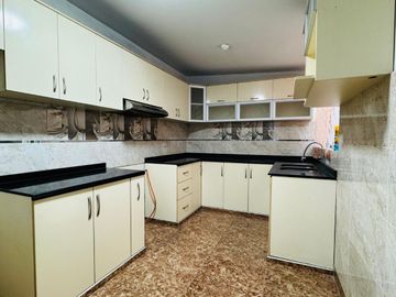VENTA DE CASA VIPOL