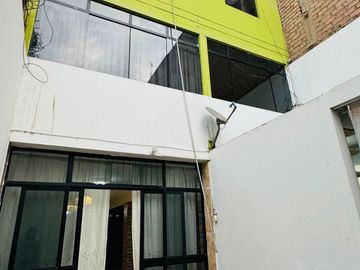 VENTA DE CASA VIPOL