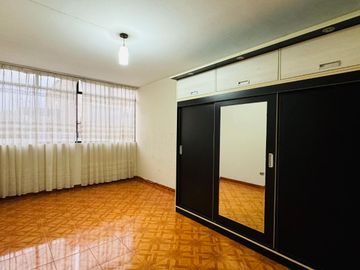 VENTA DE CASA VIPOL