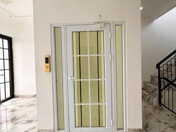 Rumah Dijual Mewah Dekat The Park Pejaten Jakarta Selatan Harga Nego