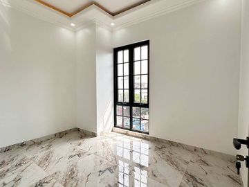 Rumah Dijual Mewah Dekat The Park Pejaten Jakarta Selatan Harga Nego