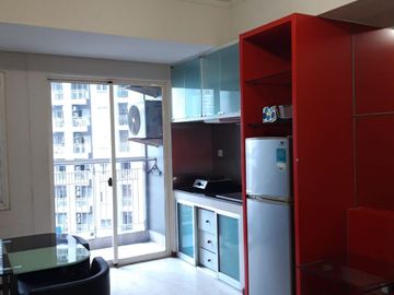 Sewa Apartemen 2 Bedroom Furnished di Royal Mediterania Garden, Central Park Jakarta Barat