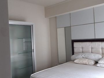 Sewa Apartemen 2 Bedroom Furnished di Royal Mediterania Garden, Central Park Jakarta Barat