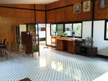 Showroom for sale on the main road, land size 1-2-38.00 rai, Wang Thong, Phitsanulok