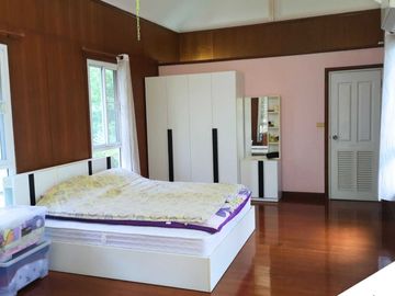 Showroom for sale on the main road, land size 1-2-38.00 rai, Wang Thong, Phitsanulok