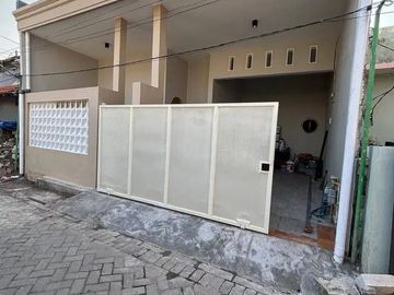 Rumah Murah di Manukan 96 m2 Hanya 750 Juta Like New