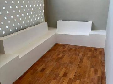 Rumah Murah di Manukan 96 m2 Hanya 750 Juta Like New