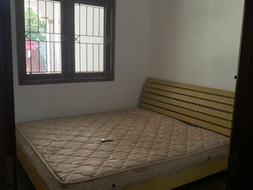 Rumah Murah 2 Lantai di Jalan Utama Perumahan Surabaya Barat 1 M an