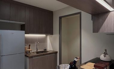 Studio Unit with Balcony Vion Tower For Sale In Makati at Below Market Value