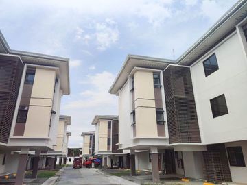 ALMOND DRIVE Residences