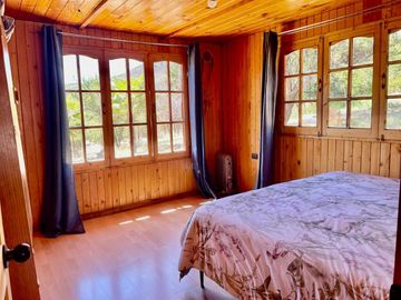Venta de Amplio Terreno con Casa Amoblada en Chacayes, Machalí. Región de O’Higgins.