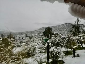 Venta de Amplio Terreno con Casa Amoblada en Chacayes, Machalí. Región de O’Higgins.
