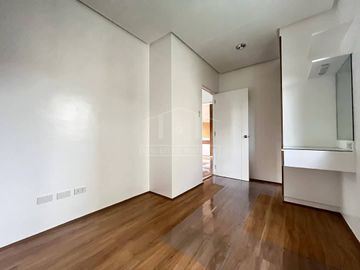 Single Attached House & Lot For Sale In Parkplace Village Imus Cavite
