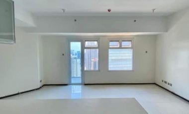 LEASE TO OWN Condo For Sale The Trion Towers Rent to own in BGC walking distance to SM aura