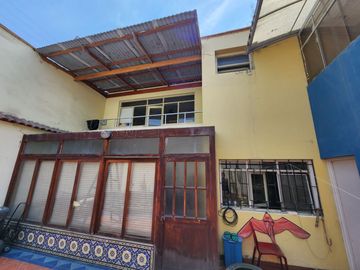 Vendo Excelente Casa en Venta Para Remodelar Miraflores