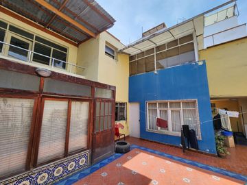 Vendo Excelente Casa en Venta Para Remodelar Miraflores