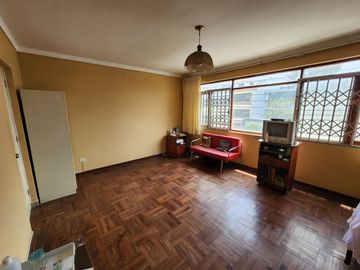 Vendo Excelente Casa en Venta Para Remodelar Miraflores