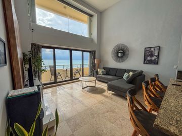 Hermoso Penthouse en venta frente a la playa