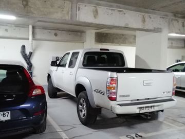 VENDO  Maravilloso dep estilo y calidad superior de  1D 1B con estacionamiento y bodega