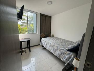 VENDO APARTAMENTO EN EL SECTOR LA PRADERA COD 8324195