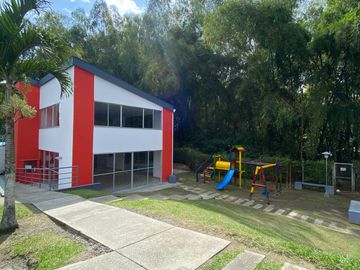 VENDO APARTAMENTO EN EL SECTOR LA PRADERA COD 8324195