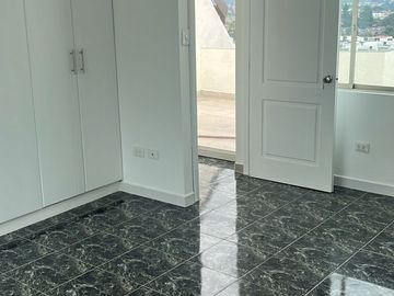 Vendo casa de 4 dormitorios, conjunto privado, San Rafael