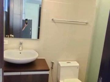 1 Bedroom Investment Condo in BGC The Trion Towers By RLC Residences Near SM Aura