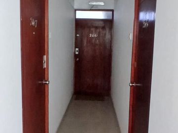 ALQUILO EXCELENTE OFICINA A UN PASO DEL MOLINA PLAZA