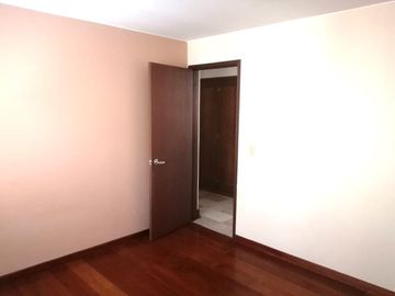 APARTAMENTO EN VENTA EN ROSALES (DÚPLEX + TERRAZAS)