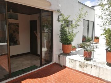 APARTAMENTO EN VENTA EN ROSALES (DÚPLEX + TERRAZAS)