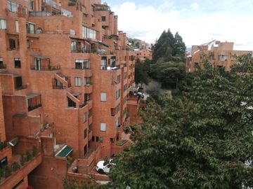 APARTAMENTO EN VENTA EN ROSALES (DÚPLEX + TERRAZAS)