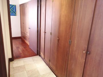 APARTAMENTO EN VENTA EN ROSALES (DÚPLEX + TERRAZAS)