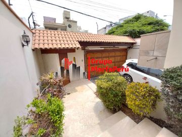 VENTA CASA DE 3 PISOS EN SURCO