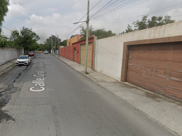 Excelente Casa Adjudicada En Venta Para Inversionistas En Zona Centro