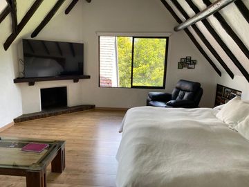 CASA CAMPESTRE EN ARRIENDO EN CAJICÁ
