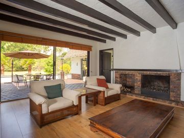 CASA CAMPESTRE EN ARRIENDO EN CAJICÁ
