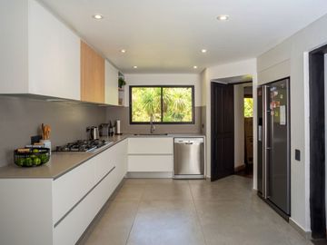 CASA CAMPESTRE EN ARRIENDO EN CAJICÁ