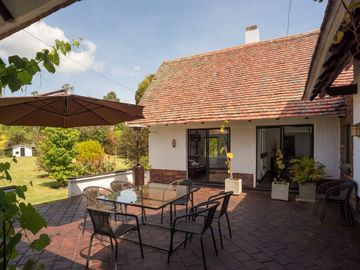 CASA CAMPESTRE EN ARRIENDO EN CAJICÁ