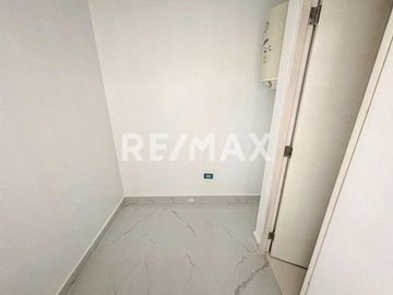 Departamento en Alquiler 3er piso - RENOVADO
