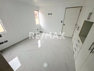 Departamento en Alquiler 3er piso - RENOVADO