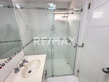 Departamento en Alquiler 3er piso - RENOVADO