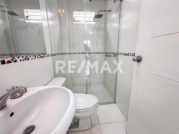 Departamento en Alquiler 3er piso - RENOVADO