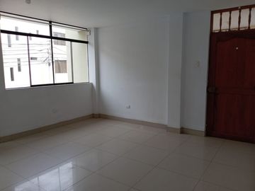 Venta Departamento 2do Piso San Isidro (lnunez)