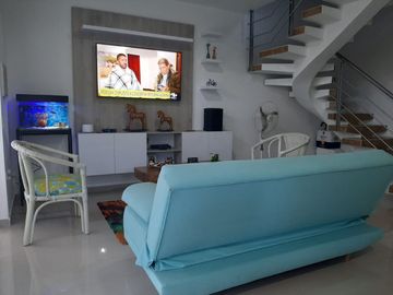 CASA CAMPESTRE EN VENTA EN GIRARDOT