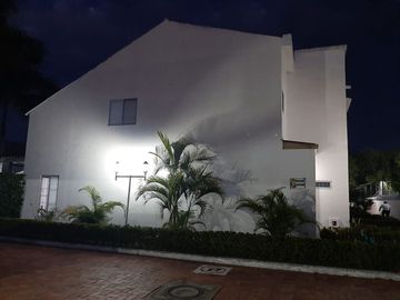 CASA CAMPESTRE EN VENTA EN GIRARDOT