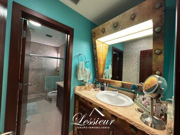 CASA EN VENTA EN RESIDENCIAL SENECU-CAMPESTRE