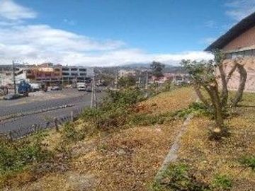 VENTA BODEGA COMERCIAL EN AMBATO, SECTOR CIUDADELA INGAHURCO