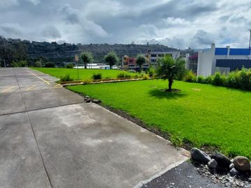 VENTA BODEGA COMERCIAL EN AMBATO, SECTOR CIUDADELA INGAHURCO