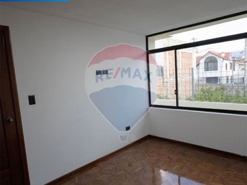 CASA EN VENTA EN EL CENTRO DE LA CIUDAD DE IBARRA